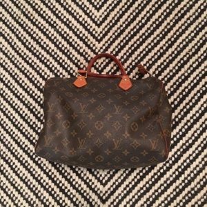 Louis Vuitton Speedy 30